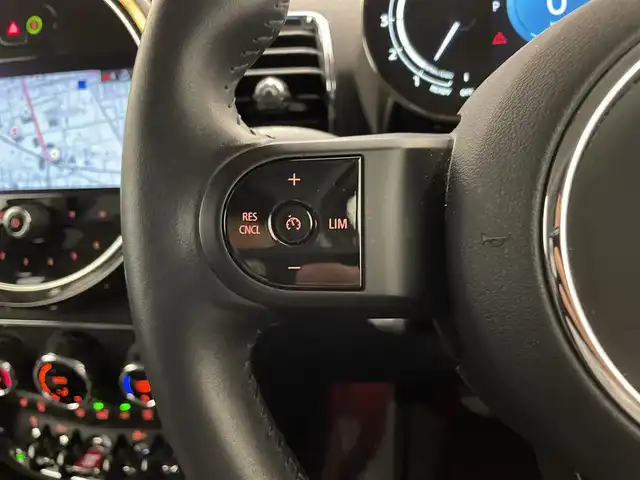 ＭＩＮＩ ＢＭＷ ミニ クラブマン クーパーD 熊本県 2022(令4)年 4.8万km MINI Yoursエニグマティックブラック ・ワンオーナー/・スマートキー/・プッシュスタート/・インテリジェントセーフティ/・PDC自動起動/・パーキングアシスト/・クルーズコントロール/・ハーフレザースポーツシート/・前席シートヒーター /・純正HDDナビ/　【Bluetooth・USB】/・フルセグTV/・バックカメラ/・LEDヘッドランプ/・LEDフォグランプ/・UKテール/・保証書/取説
