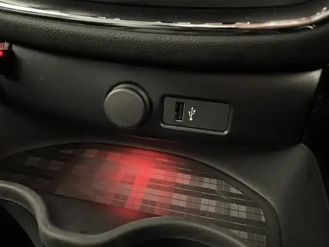 ＭＩＮＩ ＢＭＷ ミニ クラブマン クーパーD 熊本県 2022(令4)年 4.8万km MINI Yoursエニグマティックブラック ・ワンオーナー/・スマートキー/・プッシュスタート/・インテリジェントセーフティ/・PDC自動起動/・パーキングアシスト/・クルーズコントロール/・ハーフレザースポーツシート/・前席シートヒーター /・純正HDDナビ/　【Bluetooth・USB】/・フルセグTV/・バックカメラ/・LEDヘッドランプ/・LEDフォグランプ/・UKテール/・保証書/取説