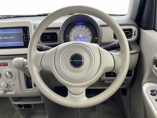 スズキ ラパン L 千葉県 2017(平29)年 5万km フェニックスレッドパール 純正SDナビ/Bluetooth/CD/DVD/シートヒーター/衝突被害軽減システム/横滑り防止装置/アイドリングストップ/ABS/純正フロアマット/ハロゲンヘッドライト