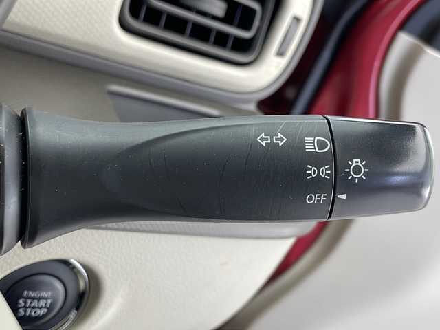 スズキ ラパン L 千葉県 2017(平29)年 5万km フェニックスレッドパール 純正SDナビ/Bluetooth/CD/DVD/シートヒーター/衝突被害軽減システム/横滑り防止装置/アイドリングストップ/ABS/純正フロアマット/ハロゲンヘッドライト