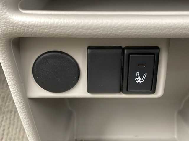 スズキ ラパン L 千葉県 2017(平29)年 5万km フェニックスレッドパール 純正SDナビ/Bluetooth/CD/DVD/シートヒーター/衝突被害軽減システム/横滑り防止装置/アイドリングストップ/ABS/純正フロアマット/ハロゲンヘッドライト