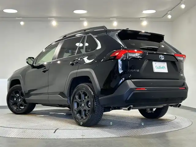 トヨタ ＲＡＶ４ HV アドベンチャー オフロードPKGⅡ 愛知県 2023(令5)年 0.8万km アティチュードブラックマイカ 純正10.5型ディスプレイオーディオPlus/（Bluetooth/フルセグTV/USB/CarPlay/Miracast)/パノラミックビューモニター/ALPINEデジタルインナーミラー/トヨタセーフティセンス/　　-プリクラッシュセーフティ/　　-レーントレーニングアシスト/　　-レーダークルーズコントロール/　　-オートマチックハイビーム/　　-ロードサインアシスト/ブラインドスポットモニター/ビルトインETC2.0/シートメモリー付D席パワーシート/シートヒーター/ステアリングヒーター/ドライブレコーダー/クリアランスソナー/USB接続