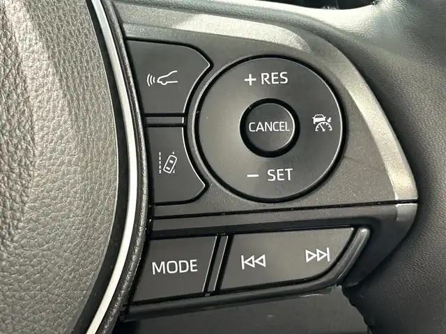 トヨタ ＲＡＶ４ HV アドベンチャー オフロードPKGⅡ 愛知県 2023(令5)年 0.8万km アティチュードブラックマイカ 純正10.5型ディスプレイオーディオPlus/（Bluetooth/フルセグTV/USB/CarPlay/Miracast)/パノラミックビューモニター/ALPINEデジタルインナーミラー/トヨタセーフティセンス/　　-プリクラッシュセーフティ/　　-レーントレーニングアシスト/　　-レーダークルーズコントロール/　　-オートマチックハイビーム/　　-ロードサインアシスト/ブラインドスポットモニター/ビルトインETC2.0/シートメモリー付D席パワーシート/シートヒーター/ステアリングヒーター/ドライブレコーダー/クリアランスソナー/USB接続