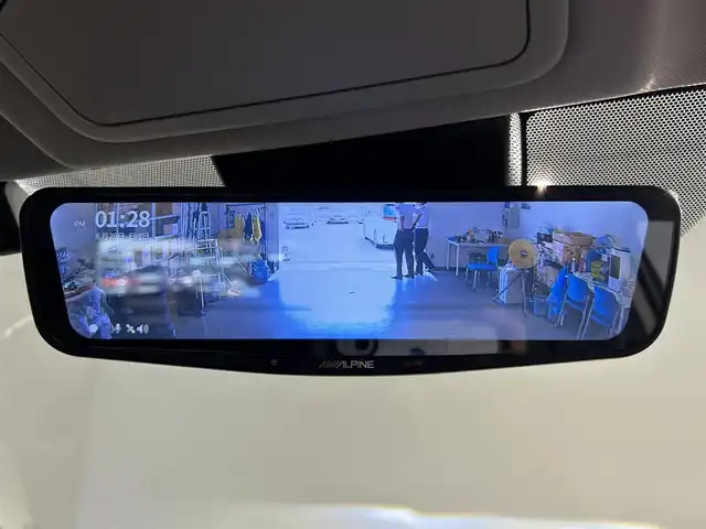 トヨタ ＲＡＶ４ HV アドベンチャー オフロードPKGⅡ 愛知県 2023(令5)年 0.8万km アティチュードブラックマイカ 純正10.5型ディスプレイオーディオPlus/（Bluetooth/フルセグTV/USB/CarPlay/Miracast)/パノラミックビューモニター/ALPINEデジタルインナーミラー/トヨタセーフティセンス/　　-プリクラッシュセーフティ/　　-レーントレーニングアシスト/　　-レーダークルーズコントロール/　　-オートマチックハイビーム/　　-ロードサインアシスト/ブラインドスポットモニター/ビルトインETC2.0/シートメモリー付D席パワーシート/シートヒーター/ステアリングヒーター/ドライブレコーダー/クリアランスソナー/USB接続