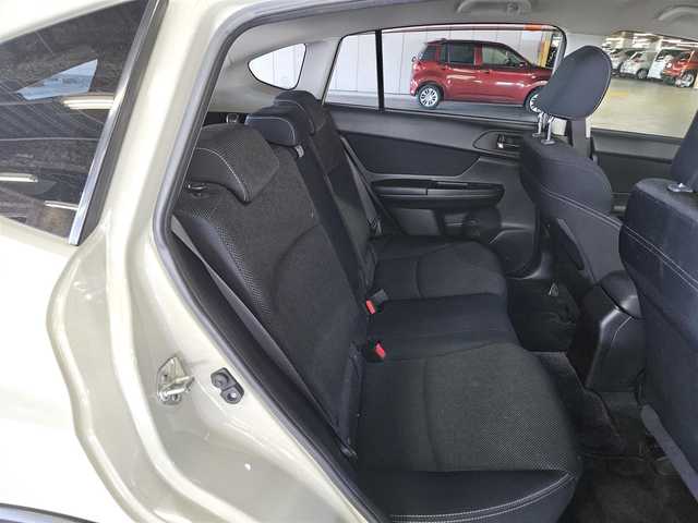 スバル インプレッサ ＸＶ 2．0i－L アイサイト 島根県 2013(平25)年 7.1万km デザートカーキ 4WD/カロッツェリアナビ/　(Bluetooth/CD/DVD)/フルセグTV/バックカメラ/ビルトインETC/全車速追従機能付クルーズコントロール/アイサイトver2/・プリクラッシュブレーキ/・AT誤発進抑制制御/・ふらつき警報/・車線逸脱警報/・先行車発進お知らせ機能/HIDヘッドランプ/オートライト/オートエアコン/パドルシフト/運転席パワーシート/純正17インチアルミホイール/キーレスアクセス/プッシュスタート/禁煙車