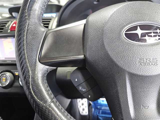 スバル インプレッサ ＸＶ 2．0i－L アイサイト 島根県 2013(平25)年 7.1万km デザートカーキ 4WD/カロッツェリアナビ/　(Bluetooth/CD/DVD)/フルセグTV/バックカメラ/ビルトインETC/全車速追従機能付クルーズコントロール/アイサイトver2/・プリクラッシュブレーキ/・AT誤発進抑制制御/・ふらつき警報/・車線逸脱警報/・先行車発進お知らせ機能/HIDヘッドランプ/オートライト/オートエアコン/パドルシフト/運転席パワーシート/純正17インチアルミホイール/キーレスアクセス/プッシュスタート/禁煙車