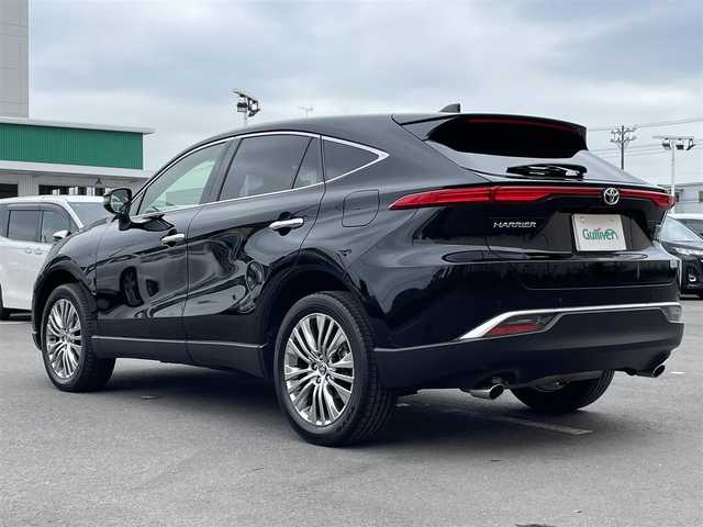トヨタ ハリアー ハイブリッド Z レザーパッケージ 東京都 2020(令2)年 2.8万km ブラック パノラマルーフ/トヨタセーフティセンス/純正コネクトナビ/パノラミックビューモニター/デジタルインナーミラー/シートエアコン/シートヒーター/パワーシート/電動リアゲート/ＥＴＣ/スマートキー