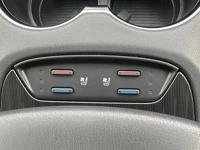 トヨタ ハリアー ハイブリッド Z レザーパッケージ 東京都 2020(令2)年 2.8万km ブラック パノラマルーフ/トヨタセーフティセンス/純正コネクトナビ/パノラミックビューモニター/デジタルインナーミラー/シートエアコン/シートヒーター/パワーシート/電動リアゲート/ＥＴＣ/スマートキー