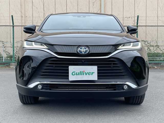 トヨタ ハリアー ハイブリッド Z レザーパッケージ 東京都 2020(令2)年 2.8万km ブラック パノラマルーフ/トヨタセーフティセンス/純正コネクトナビ/パノラミックビューモニター/デジタルインナーミラー/シートエアコン/シートヒーター/パワーシート/電動リアゲート/ＥＴＣ/スマートキー