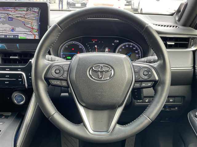 トヨタ ハリアー ハイブリッド Z レザーパッケージ 東京都 2020(令2)年 2.8万km ブラック パノラマルーフ/トヨタセーフティセンス/純正コネクトナビ/パノラミックビューモニター/デジタルインナーミラー/シートエアコン/シートヒーター/パワーシート/電動リアゲート/ＥＴＣ/スマートキー