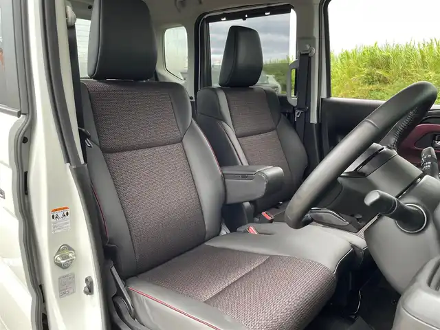 スズキ スペーシア カスタム HYBRID XS 鹿児島県 2024(令6)年 0.2万km ピュアホワイトパール/ブラック2トーン セーフティサポート/オーディオレス/追従機能付きクルーズコントロール/両側パワースライドドア/LEDオートライト/純正15インチアルミホイール/シートヒーター/ステアリングヒーター/オートエアコン/サーキュレーター/ハーフレザーシート/パーソナルテーブル/アームレスト/6スピーカー/USB電源ソケット/スマートキー