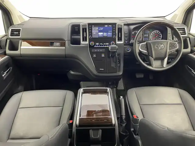 トヨタ グランエース G 宮城県 2021(令3)年 1.5万km ブラック 純正ナビゲーション/純正12.1型後席モニター/【V12T-R68C】/デジタルインナーミラー/パノラミックビューモニター/BSM/OPブラックレザーシート/シートヒーター/ドライブレコーダー前後/トヨタセーフティセンス/レーダークルーズコントロール/レーンキープアシスト/ETC2.0/フルセグTV/パワーシート/2列目エグゼクティブシート/BSM/RCTA/クリアランスソナー/LEDヘッドランプ/純正17インチAW/禁煙車