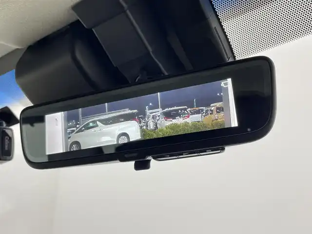 トヨタ グランエース G 宮城県 2021(令3)年 1.5万km ブラック 純正ナビゲーション/純正12.1型後席モニター/【V12T-R68C】/デジタルインナーミラー/パノラミックビューモニター/BSM/OPブラックレザーシート/シートヒーター/ドライブレコーダー前後/トヨタセーフティセンス/レーダークルーズコントロール/レーンキープアシスト/ETC2.0/フルセグTV/パワーシート/2列目エグゼクティブシート/BSM/RCTA/クリアランスソナー/LEDヘッドランプ/純正17インチAW/禁煙車