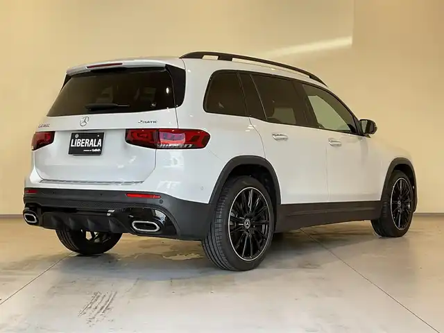 メルセデス・ベンツ ＧＬＢ２５０ 4マチック スポーツ 熊本県 2020(令2)年 2.4万km デジタルホワイト ・スマートキー/・プッシュスタート/・アクティブステアリングアシスト/・DSR/・道路標識アシスト/・アクティブレーンキーピングアシスト/・アクティブブレーキアシスト/・アテンションアシスト/・ブラインドスポットモニター/・レーンチェンジアシスト/・インテリジェントライトシステム/・クルーズコントロール(追従式)/・黒革シート/・前席パワーシート/・前席シートヒーター /・純正HDDナビ/　【Bluetooth・USB・AppleCarPlay・AndroidAuto】/・フルセグTV/・全方位カメラ/・ETC2.0/・ドライブレコーダー(前方録画)/・パワーバックドア/・LEDヘッドランプ/・純正マット/・保証書/取説