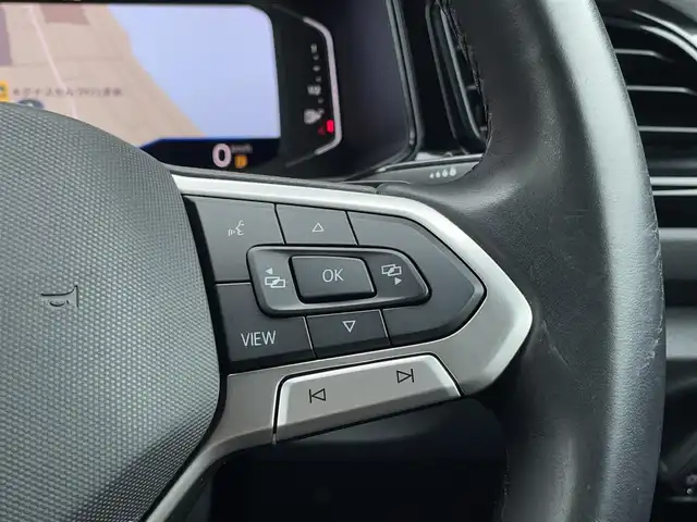 フォルクスワーゲン ＶＷ Ｔ－ロック TDI ブラックスタイル 三重県 2024(令6)年 1.7万km パールグレーM 純正ナビ　/ＡＣＣ　/ブラインドスポット　/ｉＱＬｉｇｈｔ　/半革　/Ｂｌｕｅｔｏｏｔｈ　/ｃａｒｐｌａｙ　/ＥＴＣ　/前後ドラレコ　/純正１８インチＡＷ　/パワーテールゲート　/デジタルコックピット　/ワイヤレスチャージ