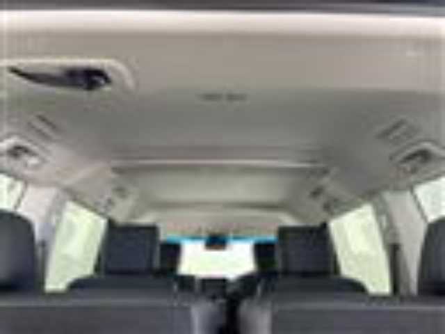 三菱 デリカＤ：５ シャモニー 群馬県 2025(令7)年 0.1千km グラファイトグレーメタリック/ブラックマイカ 登録済未使用車（登録時走行距離:１６km）/後側方車両検知警報システム/ハンドルヒーター/パドルシフト/革巻きハンドル/ステアリングスイッチ/バニティミラー/純正１８インチアルミホイール/シートヒーターヒーター