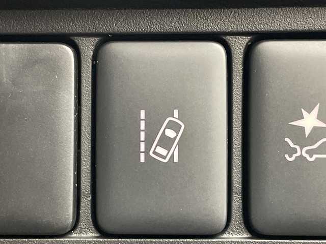 三菱 デリカＤ：５ シャモニー 群馬県 2025(令7)年 0.1千km グラファイトグレーメタリック/ブラックマイカ 登録済未使用車（登録時走行距離:１６km）/後側方車両検知警報システム/ハンドルヒーター/パドルシフト/革巻きハンドル/ステアリングスイッチ/バニティミラー/純正１８インチアルミホイール/シートヒーターヒーター