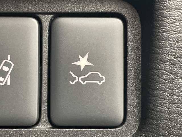 三菱 デリカＤ：５ シャモニー 群馬県 2025(令7)年 0.1千km グラファイトグレーメタリック/ブラックマイカ 登録済未使用車（登録時走行距離:１６km）/後側方車両検知警報システム/ハンドルヒーター/パドルシフト/革巻きハンドル/ステアリングスイッチ/バニティミラー/純正１８インチアルミホイール/シートヒーターヒーター