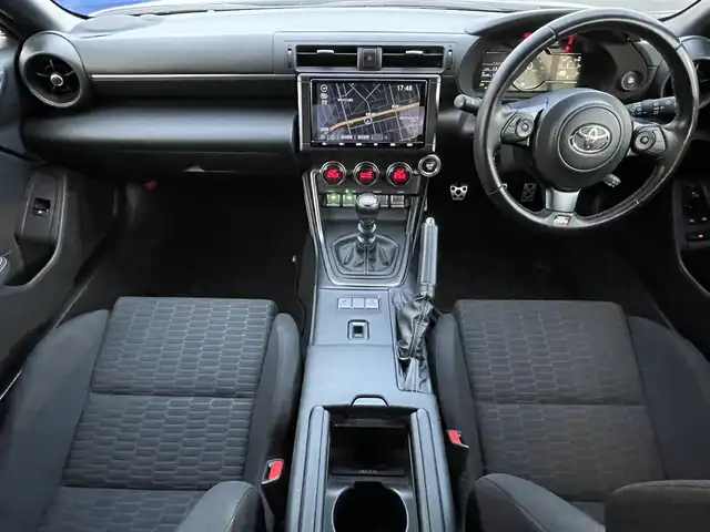 トヨタ ＧＲ８６ SZ 広島県 2022(令4)年 3.8万km クリスタルホワイトパール ワンオーナー/ディーラーオプションナビ/　「CD/DVD/フルセグTV/Bluetooth」/バックカメラ/ＥＴＣ/ドライブレコーダー/クルーズコントロール/ＬＥＤヘッドライト/オートライト/プッシュスタート/スマートキー/保証書/取扱説明書