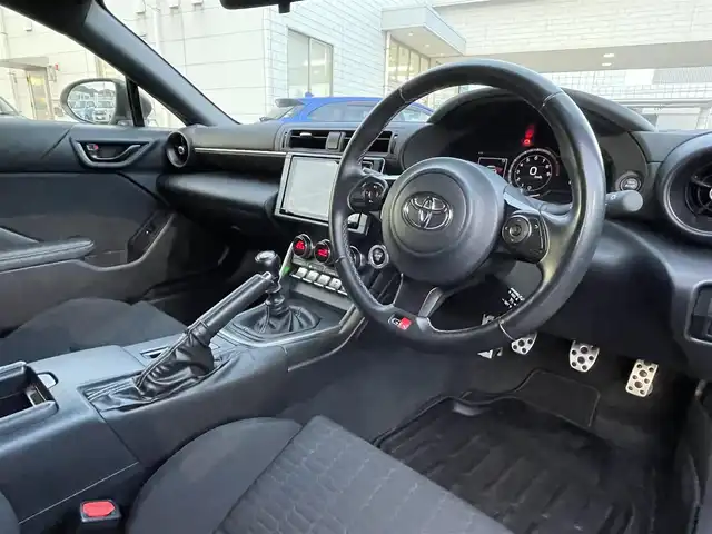トヨタ ＧＲ８６ SZ 広島県 2022(令4)年 3.8万km クリスタルホワイトパール ワンオーナー/ディーラーオプションナビ/　「CD/DVD/フルセグTV/Bluetooth」/バックカメラ/ＥＴＣ/ドライブレコーダー/クルーズコントロール/ＬＥＤヘッドライト/オートライト/プッシュスタート/スマートキー/保証書/取扱説明書