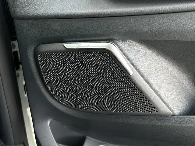 メルセデス・ベンツ Ｖ２２０ d アバンギャルド ロング 茨城県 2016(平28)年 2.8万km ロッククリスタルホワイト 両側ＰＷスライドドア　/全方位カメラ　/Ｂｕｒｍｅｓｔｅｒ/ＲＳＰ　/ＡＣＣ　/ＬＫＡ　/ＢＳＡ　/黒革　/シートヒーター　/Ｍ付パワーシート　/パワーテールゲート　/ナビ　/ＴＶ　/ＢＴ　/ＵＳＢ　/ＤＶＤ　/ＬＥＤ　/ＥＴＣ