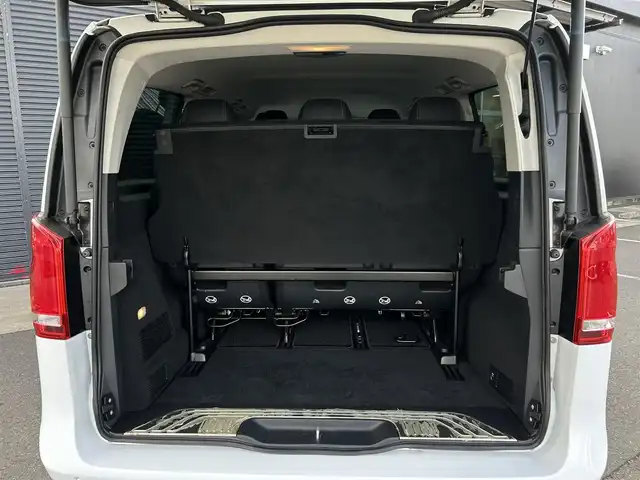 メルセデス・ベンツ Ｖ２２０ d アバンギャルド ロング 茨城県 2016(平28)年 2.8万km ロッククリスタルホワイト 両側ＰＷスライドドア　/全方位カメラ　/Ｂｕｒｍｅｓｔｅｒ/ＲＳＰ　/ＡＣＣ　/ＬＫＡ　/ＢＳＡ　/黒革　/シートヒーター　/Ｍ付パワーシート　/パワーテールゲート　/ナビ　/ＴＶ　/ＢＴ　/ＵＳＢ　/ＤＶＤ　/ＬＥＤ　/ＥＴＣ