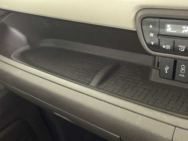 ホンダ Ｎ ＢＯＸ L ターボ 福岡県 2021(令3)年 5.3万km プレミアムサンライトホワイトパール メモリナビ/純正ETC/ドラレコ/レーンキープアシスト/両側パワースライドドア/フルセグテレビ/前後社外カメラ/バックカメラ/プッシュスタート/スマートキー/Bluetooth/USB端子/電格ミラー