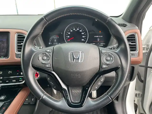 ホンダ ヴェゼル ツーリング・ホンダセンシング 神奈川県 2020(令2)年 5万km プラチナホワイトパール 純正８インチＳＤナビ（VXM-207VFEi）/ワンセグ/Bluetooth/CD/DVD/iPod/USB/追従式クルーズコントロール/前席シートヒーター/パドルシフト/LEDヘッドライト/純正アルミホイール/純正フロアマット/ブレーキホールド/レーンキープアシスト/横滑り防止装置/電動格納ミラー/ドアバイザー/衝突被害軽減システム/カーテンエアバック