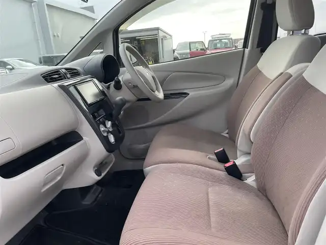 三菱 ｅＫワゴン E 石川県 2018(平30)年 6.5万km ホワイト 社外メモリーナビ/社外CD/ワンセグTV/キーレスキー/電動ミラー/ベンチシート/シートヒーター