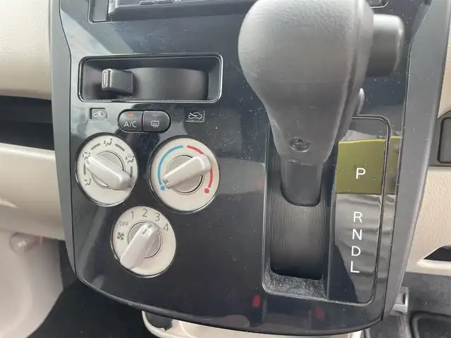 三菱 ｅＫワゴン E 石川県 2018(平30)年 6.5万km ホワイト 社外メモリーナビ/社外CD/ワンセグTV/キーレスキー/電動ミラー/ベンチシート/シートヒーター