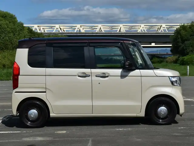 ホンダ Ｎ ＢＯＸ L 福岡県 2023(令5)年 0.4万km プレミアムアイボリーパールⅡ ホンダセンシング/レーダークルーズコントロール/ワンオーナー/社外ナビ(CN-HE02D)/フルセグTV/バックカメラ/両側パワースライドドア/前席シートヒーター/LEDヘッドライト/純正フロアマット/ドアバイザー