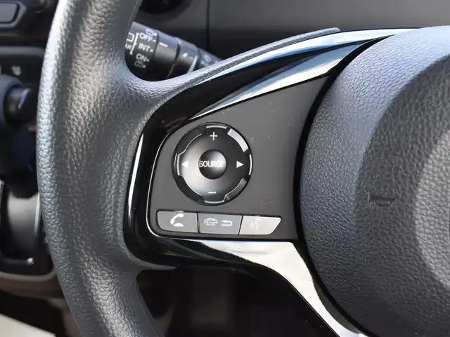 ホンダ Ｎ ＢＯＸ L 福岡県 2023(令5)年 0.4万km プレミアムアイボリーパールⅡ ホンダセンシング/レーダークルーズコントロール/ワンオーナー/社外ナビ(CN-HE02D)/フルセグTV/バックカメラ/両側パワースライドドア/前席シートヒーター/LEDヘッドライト/純正フロアマット/ドアバイザー