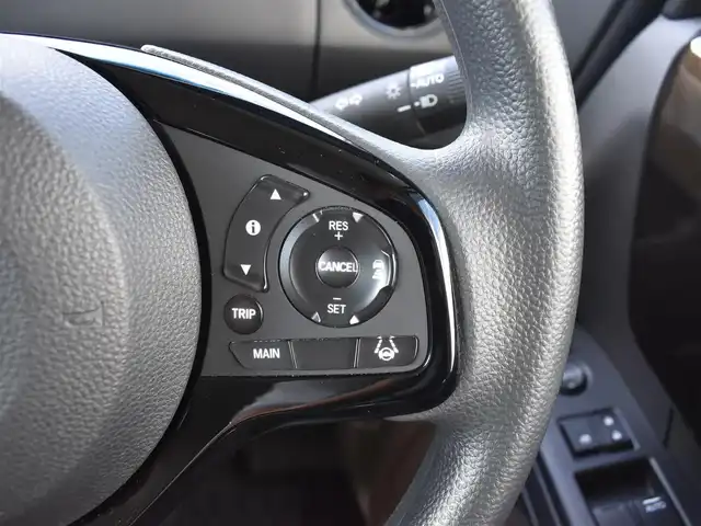 ホンダ Ｎ ＢＯＸ L 福岡県 2023(令5)年 0.4万km プレミアムアイボリーパールⅡ ホンダセンシング/レーダークルーズコントロール/ワンオーナー/社外ナビ(CN-HE02D)/フルセグTV/バックカメラ/両側パワースライドドア/前席シートヒーター/LEDヘッドライト/純正フロアマット/ドアバイザー