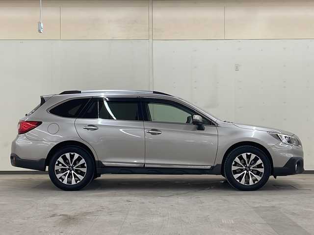 スバル アウトバック リミテッド 道央・札幌 2015(平27)年 8.9万km タングステンM /ワンオーナー//社外ナビ：MDV-Z711/（フルセグTV/Bluetooth/CD/DVD)//バックカメラ//ETC//アイサイトVer.3//プリクラッシュブレーキ//全車速追従機能付きクルーズコントロール//アクティブレーンキープアシスト//車線逸脱警報//ふらつき警報//先行車発進お知らせ//ハーフレザーシート//前席パワーシート（D席メモリ）//シートヒーター(運転席、助手席、後席)//パドルシフト//パワーバックドア//ヒルディセントコントロール//電動パーキング//LEDオートライト//電動格納ミラーウィンカー//純正１８インチアルミ//純正フロアマット//純正ドアバイザー//X-MODE//プッシュスタート//ISOFIX//横滑り防止装置//スペアキー