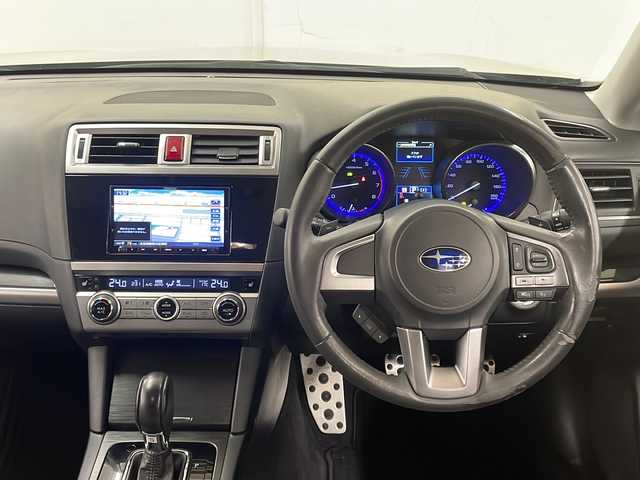 スバル アウトバック リミテッド 道央・札幌 2015(平27)年 8.9万km タングステンM /ワンオーナー//社外ナビ：MDV-Z711/（フルセグTV/Bluetooth/CD/DVD)//バックカメラ//ETC//アイサイトVer.3//プリクラッシュブレーキ//全車速追従機能付きクルーズコントロール//アクティブレーンキープアシスト//車線逸脱警報//ふらつき警報//先行車発進お知らせ//ハーフレザーシート//前席パワーシート（D席メモリ）//シートヒーター(運転席、助手席、後席)//パドルシフト//パワーバックドア//ヒルディセントコントロール//電動パーキング//LEDオートライト//電動格納ミラーウィンカー//純正１８インチアルミ//純正フロアマット//純正ドアバイザー//X-MODE//プッシュスタート//ISOFIX//横滑り防止装置//スペアキー