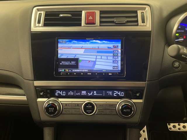 スバル アウトバック リミテッド 道央・札幌 2015(平27)年 8.9万km タングステンM /ワンオーナー//社外ナビ：MDV-Z711/（フルセグTV/Bluetooth/CD/DVD)//バックカメラ//ETC//アイサイトVer.3//プリクラッシュブレーキ//全車速追従機能付きクルーズコントロール//アクティブレーンキープアシスト//車線逸脱警報//ふらつき警報//先行車発進お知らせ//ハーフレザーシート//前席パワーシート（D席メモリ）//シートヒーター(運転席、助手席、後席)//パドルシフト//パワーバックドア//ヒルディセントコントロール//電動パーキング//LEDオートライト//電動格納ミラーウィンカー//純正１８インチアルミ//純正フロアマット//純正ドアバイザー//X-MODE//プッシュスタート//ISOFIX//横滑り防止装置//スペアキー