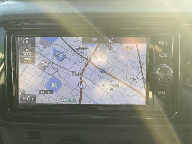 トヨタ ヴィッツ F 香川県 2017(平29)年 7.2万km シルバーM 純正ディーラーナビ（フルセグTV/CD/DVD/BT)/バックカメラ/ドライブレコーダー/純正フロアマット/オートマチックハイビーム/ビルトインETC/リモコンキー