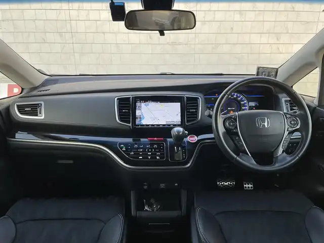 ホンダ オデッセイ ハイブリッド アブソルート・EXホンダセンジング 山口県 2018(平30)年 1.9万km プラチナホワイトパール 純正ディーラーOPナビ/（SD/フルセグ/DISC/USB/iPod/BT/ラジオ）/Apple Car Play/全方位カメラ/ハーフレザーシート/シートヒーター/エンジンスターター/前後ドライブレコーダー/ビルトインETC2.0/レーダークルーズコントロール/ブラインドスポットモニター/D/N席パワーシート/両側電動スライドドア/リヤオートエアコン/オートブレーキホールド/ドアバイザー/フォグライト/純正フロアマット/LEDヘッドライト