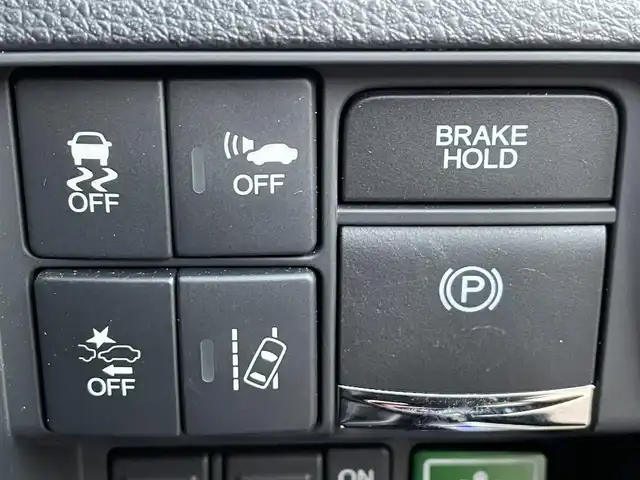 ホンダ オデッセイ ハイブリッド アブソルート・EXホンダセンジング 山口県 2018(平30)年 1.9万km プラチナホワイトパール 純正ディーラーOPナビ/（SD/フルセグ/DISC/USB/iPod/BT/ラジオ）/Apple Car Play/全方位カメラ/ハーフレザーシート/シートヒーター/エンジンスターター/前後ドライブレコーダー/ビルトインETC2.0/レーダークルーズコントロール/ブラインドスポットモニター/D/N席パワーシート/両側電動スライドドア/リヤオートエアコン/オートブレーキホールド/ドアバイザー/フォグライト/純正フロアマット/LEDヘッドライト