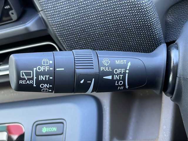 ホンダ フリード ハイブリット e:HEV AIR EX 山口県 2025(令7)年 0.1千km プラチナホワイトパール 登録済未使用車/純正9インチナビ/・applecarplay/・androidauto/・フルセグTV/・Bluetooth接続/アラウンドビューモニター/Honda SENSING/・衝突軽減ブレーキ/・踏み間違い衝突軽減システム/・急アクセル抑制機能/・路外逸脱抑制機能/・歩行者事故低減ステアリング/・渋滞追従機能付アダプティブクルーズコントロール/・車線維持支援システム/・トラフィックジャムアシスト/・先行車発進お知らせ機能/・アダプティブドライビングビーム/・標識認識機能/・ブラインドスポットインフォメーション/・後退出庫サポート/ハーフレザーシート/シートヒーター/USB入力端子/スマートキー/プッシュスタート/スペアキー1本/両側パワースライドドア/純正LEDライト/純正15インチアルミホイール/ウィンカーミラー/保証書/取り扱い説明書