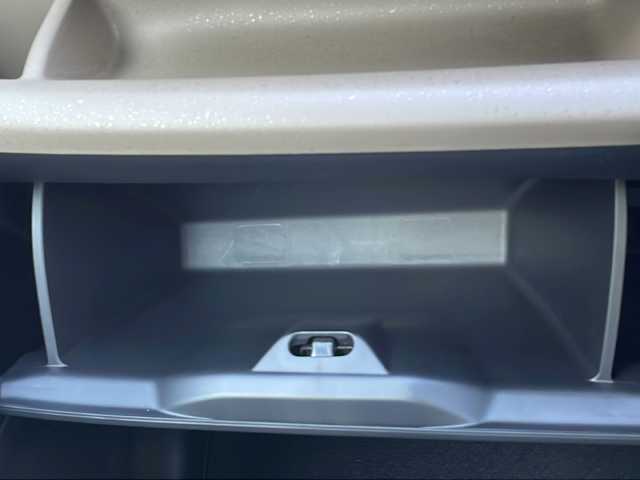 ホンダ フリード ハイブリット e:HEV AIR EX 山口県 2025(令7)年 0.1千km プラチナホワイトパール 登録済未使用車/純正9インチナビ/・applecarplay/・androidauto/・フルセグTV/・Bluetooth接続/アラウンドビューモニター/Honda SENSING/・衝突軽減ブレーキ/・踏み間違い衝突軽減システム/・急アクセル抑制機能/・路外逸脱抑制機能/・歩行者事故低減ステアリング/・渋滞追従機能付アダプティブクルーズコントロール/・車線維持支援システム/・トラフィックジャムアシスト/・先行車発進お知らせ機能/・アダプティブドライビングビーム/・標識認識機能/・ブラインドスポットインフォメーション/・後退出庫サポート/ハーフレザーシート/シートヒーター/USB入力端子/スマートキー/プッシュスタート/スペアキー1本/両側パワースライドドア/純正LEDライト/純正15インチアルミホイール/ウィンカーミラー/保証書/取り扱い説明書