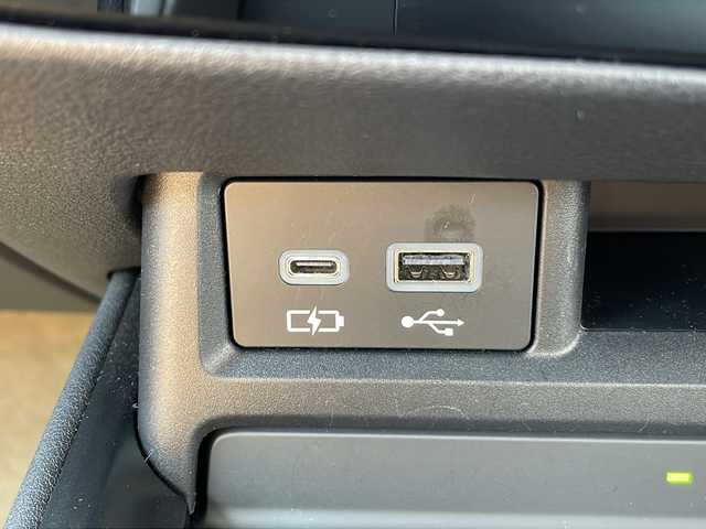 レクサス ＮＸ 250 バージョンL 三重県 2023(令5)年 1.6万km ソニッククォーツ 純正ナビ/サンルーフ/全周囲カメラ/バックカメラ/BSM/デジタルインナーミラー/本革シート/ワイヤレス充電器/ビルトインETC/社外ドラレコ/ステアリングヒーター/パワーバックドア/AC100V/スペアキー/前席シートヒーター/前席パワーシート/シートメモリー/追従クルーズコントロール/レーンキープアシスト/衝突軽減ブレーキ/パドルシフト/USB給電/オートライト/禁煙車