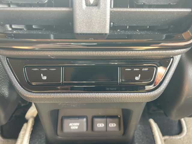 レクサス ＮＸ 250 バージョンL 三重県 2023(令5)年 1.6万km ソニッククォーツ 純正ナビ/サンルーフ/全周囲カメラ/バックカメラ/BSM/デジタルインナーミラー/本革シート/ワイヤレス充電器/ビルトインETC/社外ドラレコ/ステアリングヒーター/パワーバックドア/AC100V/スペアキー/前席シートヒーター/前席パワーシート/シートメモリー/追従クルーズコントロール/レーンキープアシスト/衝突軽減ブレーキ/パドルシフト/USB給電/オートライト/禁煙車