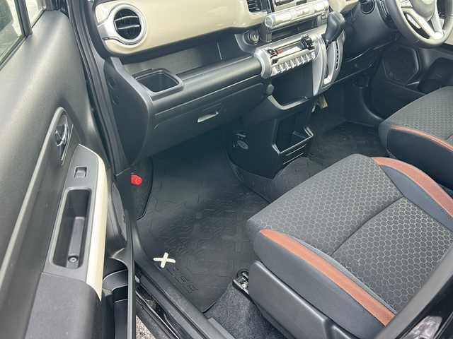 スズキ クロスビー HYBRID MZ 秋田県 2018(平30)年 8万km スーパーブラックパール 3トーンコーディネート 社外SDナビ/社外CD、DVD、BT、TV/バックカメラ、全方位カメラ/コーナーセンサー/純正16インチAW/社外AWスタッドレス積込み/スペアキー/４WD