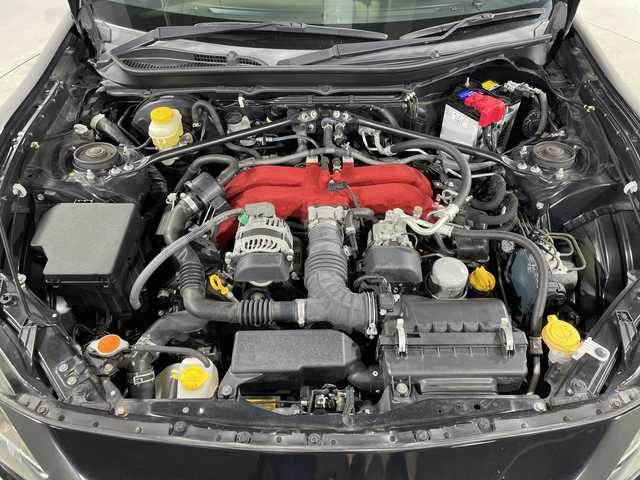 トヨタ ８６ GT 神奈川県 2017(平29)年 6万km クリスタルブラックシリカ ６速ＭＴ/社外７型ナビ(CN-RE05D)/(CD/DVD/SD/BT/フルセグTV)/Ｂカメラ/ＥＴＣ/ＬＥＤヘッドライト/フォグランプ/純正１７インチアルミホイール/プッシュスタート/スマートキー/新車時保証書/取扱説明書/スペアキー