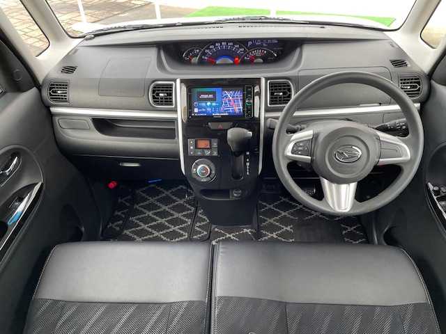 ダイハツ タント カスタム X SAⅡ 富山県 2015(平27)年 9.5万km パールホワイトⅢ (株)IDOMが運営する【じしゃロン富山店】の自社ローン対象車両になります。こちらは現金ご利用時の価格です。自社ローンご希望の方は別途その旨お申付け下さい。/ローダウン/ナビ/フルセグ/DVD/SD/Bluetooth/バックカメラ/ETC/スマートアシスト（衝突軽減）/横滑り防止/片側パワースライドドア/ハーフレザーシート/社外16インチアルミホイール/社外車高調/LEDライト/オートライト/プッシュスタート/スマートキー