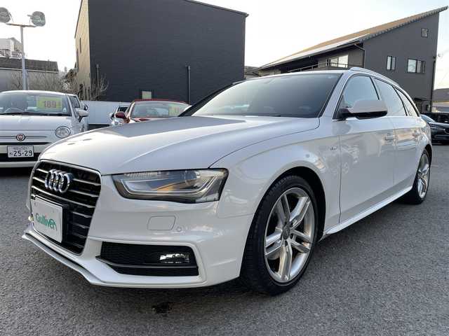アウディ Ａ４ アバント 2．0 TFSI 和歌山県 2013(平25)年 7万km パール Sラインパッケージ/純正メーカーナビ・フルセグTV・CD・DVD/　Bluetooth/バックカメラ/ハーフレザーシート/前席パワーシート/電動パーキングブレーキ/スマートキー/コーナーセンサー/保証書/取扱説明書