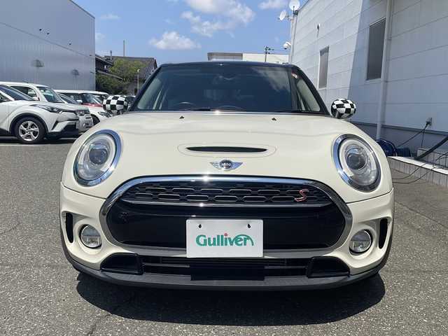 ＭＩＮＩ ミニ クラブマン クーパー S 福井県 2016(平28)年 5.6万km ペッパー・ホワイト スマートキー/プッシュスタート/アイドリングストップ/横滑り防止/ステアリングスイッチ/電動格納ミラー/LEDヘッドライト/オートライト/オートハイビーム/フォグランプ/オットマン/ETC/純正ドアバイザー