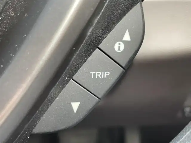 ホンダ フリード G ホンダセンシング 滋賀県 2020(令2)年 2.7万km ミッドナイトブルービームM 禁煙車/純正９型ナビ/（CD/DVD/SD/USB/Bluetooth/フルセグTV）/バックカメラ/ビルトインETC/両側電動スライドドア/路外逸脱抑制システム/レーンキープアシストシステム/衝突被害軽減システム/標識認識機能/アダプティブクルーズコントロール/ステアリングリモコン/シートヒーター/LEDヘッドライト/オートヘッドライト/フロント熱線/純正フロアマット/オートリトラーミラー/リアロールサンシェイド/スマートキー
