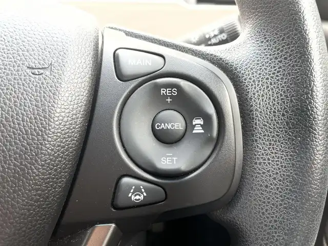 ホンダ フリード G ホンダセンシング 滋賀県 2020(令2)年 2.7万km ミッドナイトブルービームM 禁煙車/純正９型ナビ/（CD/DVD/SD/USB/Bluetooth/フルセグTV）/バックカメラ/ビルトインETC/両側電動スライドドア/路外逸脱抑制システム/レーンキープアシストシステム/衝突被害軽減システム/標識認識機能/アダプティブクルーズコントロール/ステアリングリモコン/シートヒーター/LEDヘッドライト/オートヘッドライト/フロント熱線/純正フロアマット/オートリトラーミラー/リアロールサンシェイド/スマートキー